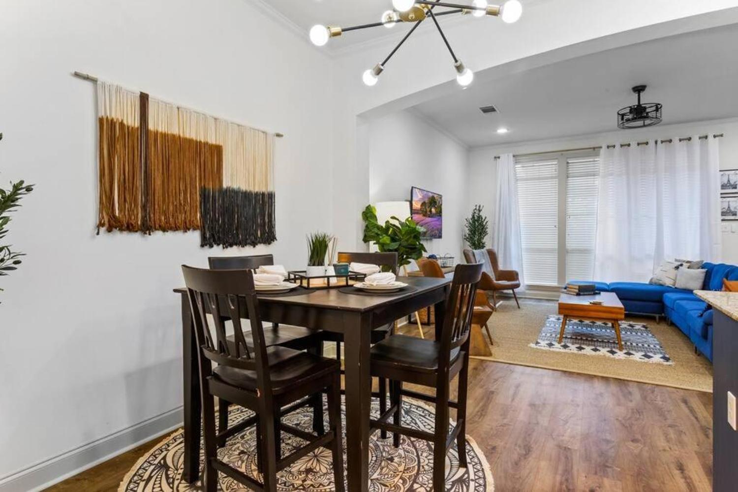 Beautiful 3Bed 3Bath Min From Lsu And Mall บาตันรูช ภายนอก รูปภาพ